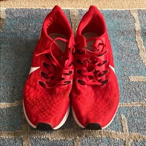 Nike Air Zoom Pegasus 36 - University Red